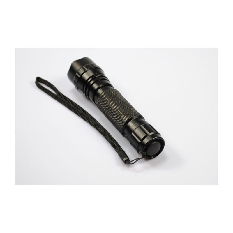 UltraFire WF-501B Linterna LED 1300 lúmenes potente y compacta para aventuras con carcasa de aluminio robusta