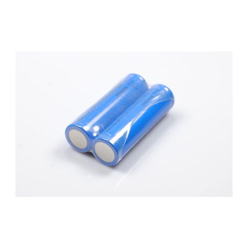 Batería recargable UltraFire 18650 3000mAh 3.7V ideal para linternas con carga rápida y alta durabilidad