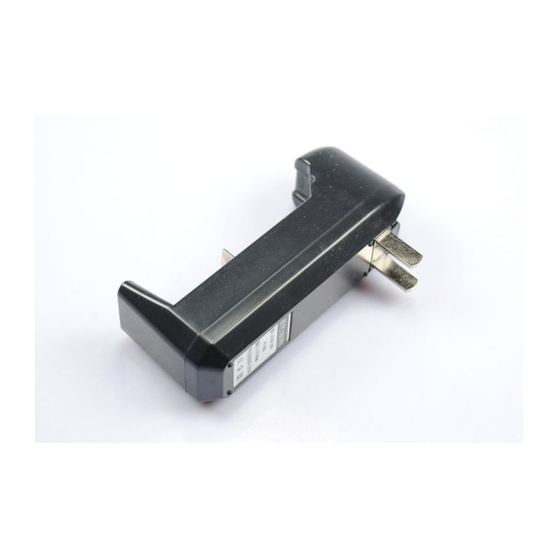 Cargador Versátil Células Individuales UltraFire para 18650 AA AAA con Entrada AC110V-240V y Enchufes Globales