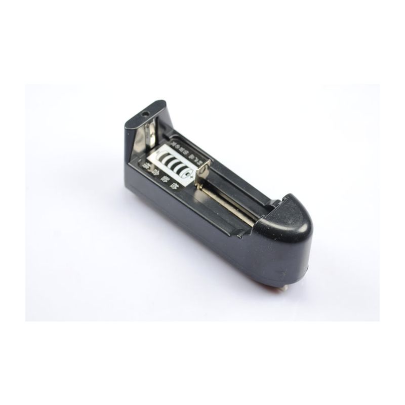 Cargador Versátil Células Individuales UltraFire para 18650 AA AAA con Entrada AC110V-240V y Enchufes Globales