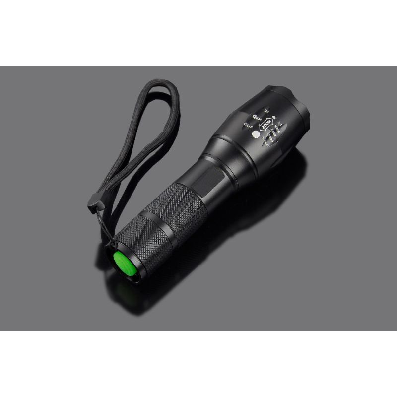 Linterna UltraFire A100 LED 1800 lúmenes zoomable para exteriores camping y uso en emergencias ligera y duradera