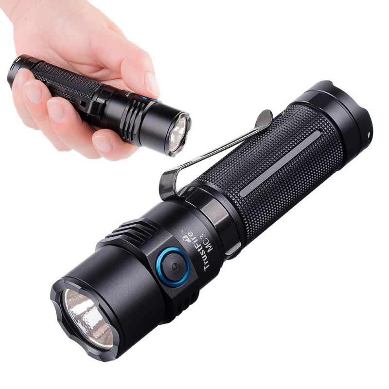 Linterna LED TrustFire MC3 XHP50 2500 lúmenes compacta y potente con carga magnética USB impermeable IP68