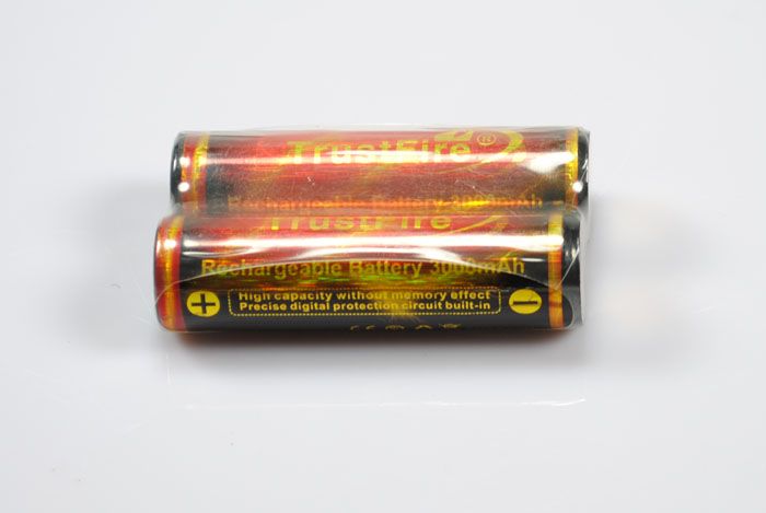 Trust Fire 18650 Batería Recargable 3000mAh Largo Rendimiento Sin Memoria para Linternas y Equipos UPC 700646175130