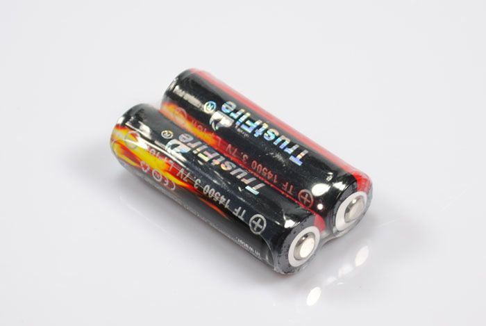 Batería Recargable Trust Fire Protege 3.7V 900mAh Li-Ion 14500 diseño compacto eficiencia energética negra
