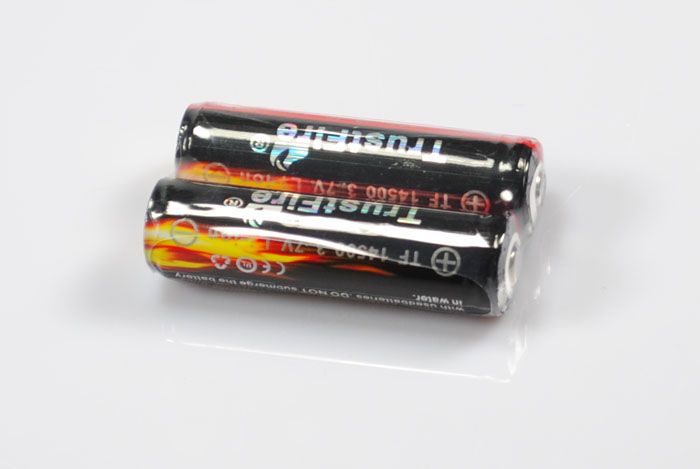 Batería Recargable Trust Fire Protege 3.7V 900mAh Li-Ion 14500 diseño compacto eficiencia energética negra