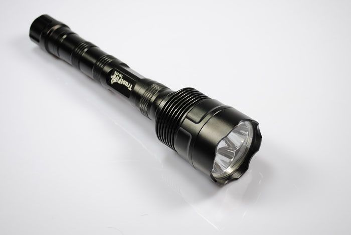Linterna LED TrustFire TR-3T6 3800 lúmenes 5 modos Alto Medio SOS ideal camping emergencias emisores T6