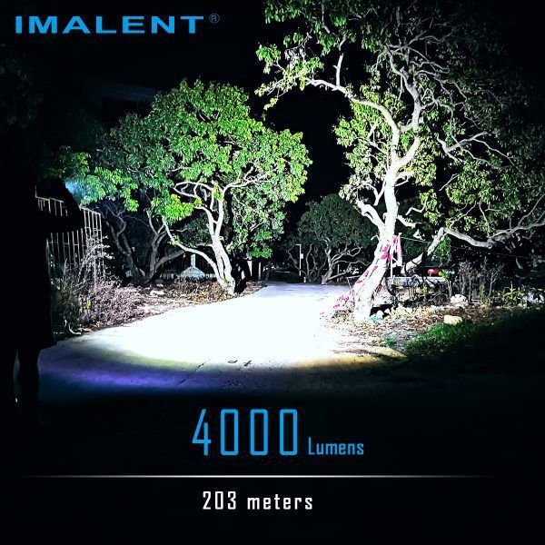 Descubre IMALENT LD70 linterna LED 4000 lúmenes para aventureros con pantalla OLED integrada y diseño compacto
