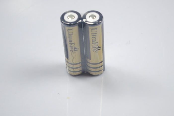 Batería UltraFire BRC 4000MAH 3.7V 18650 alta capacidad para linternas rendimiento fiable ecológica en promoción