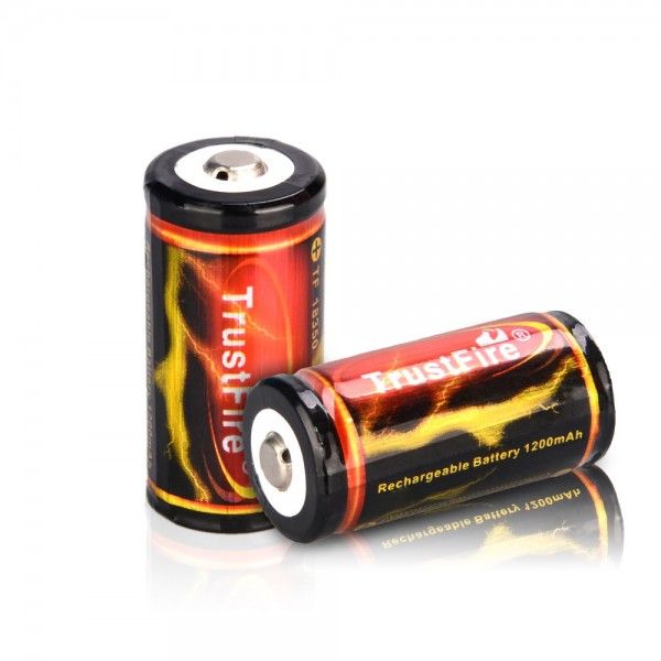 Batería TrustFire 18350 1200mAh 3.7V recargable sin efecto memoria ideal para linternas avanzadas y electrónicos personales