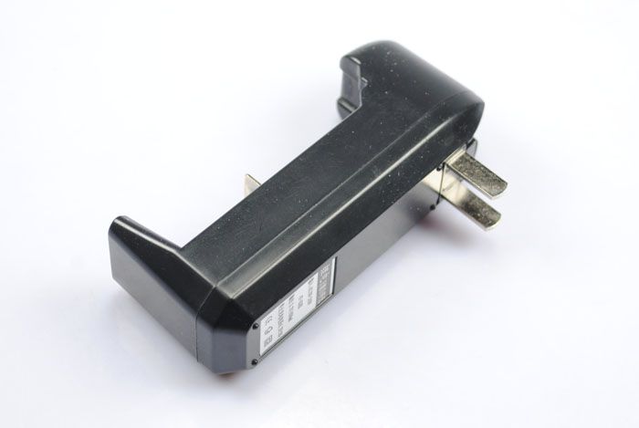 Cargador universal de una sola celda (solución de carga rápida) para baterías recargables 18650, 16340, AA, AAA y CR123A