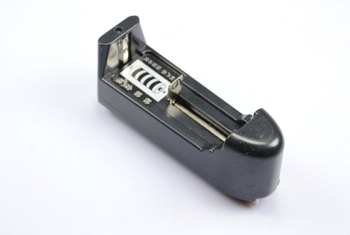 Cargador universal de una sola celda (solución de carga rápida) para baterías recargables 18650, 16340, AA, AAA y CR123A