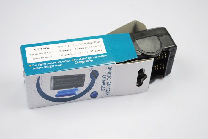 Cargador de batería digital OEM 2x18650 Baterías recargables Carga inteligente Apto para viajes Compatibilidad global