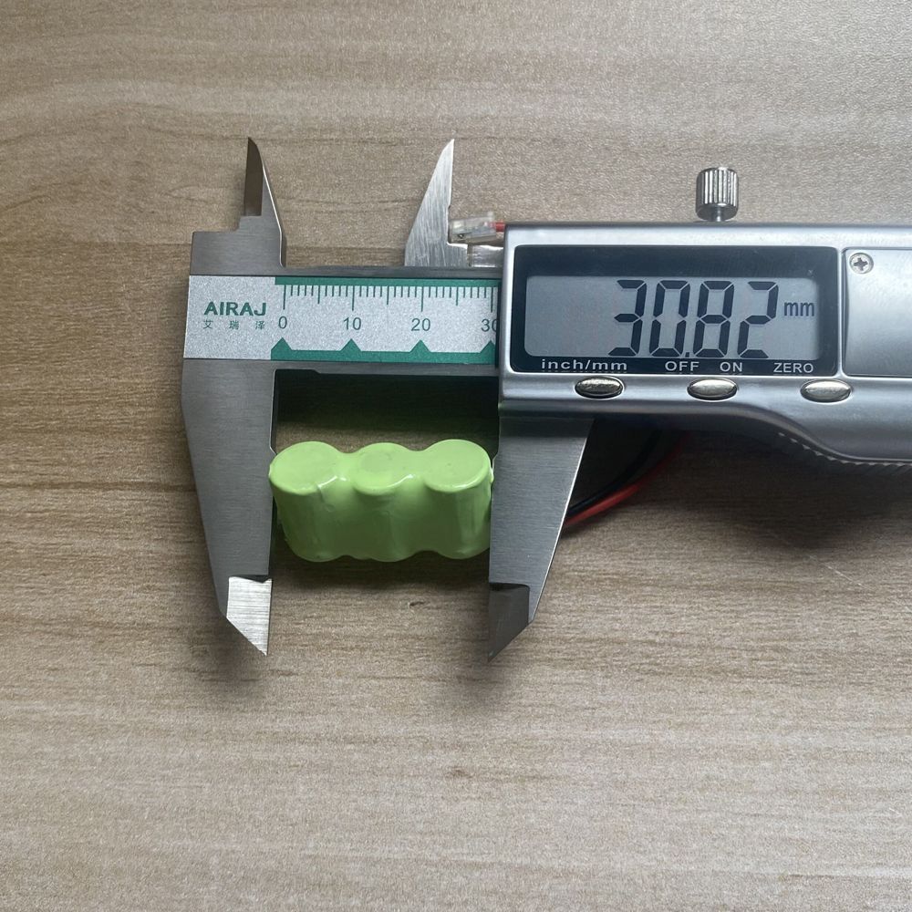 Batería recargable Ni-MH de 3.6V 1/3 AAA 500mAh ecológica, energía confiable para controles remotos y dispositivos de juegos.