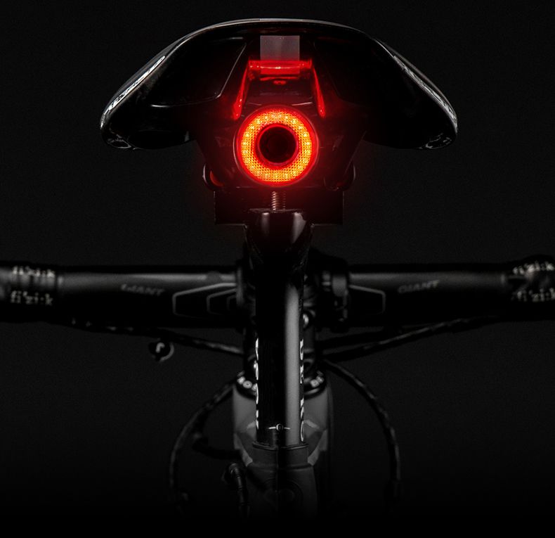 ROCKBROS Q5 Luz inteligente para bicicleta con freno automático, luz trasera LED con detección de freno, IPX6 impermeable, equipo de seguridad para ciclismo