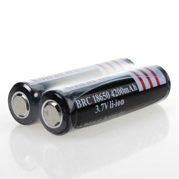 UltraFire BRC 4200mAh 18650 Batería Potencia confiable para dispositivos electrónicos y tecnología al aire libre