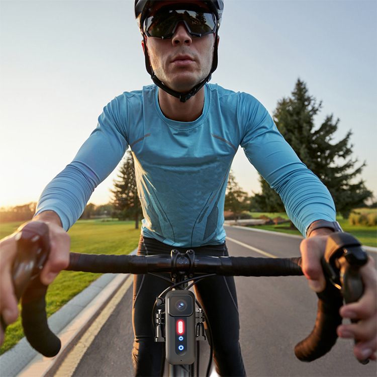 Grabador de Bicicleta 1080P con Luz Trasera Cámara Multifuncional y Video HD para Ciclismo Urbano y de Montaña