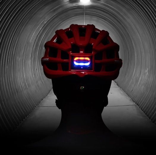 Casco ligero para ciclismo ROCKBROS, casco ultraligero con iluminación de seguridad integrada y carga USB para mayor comodidad