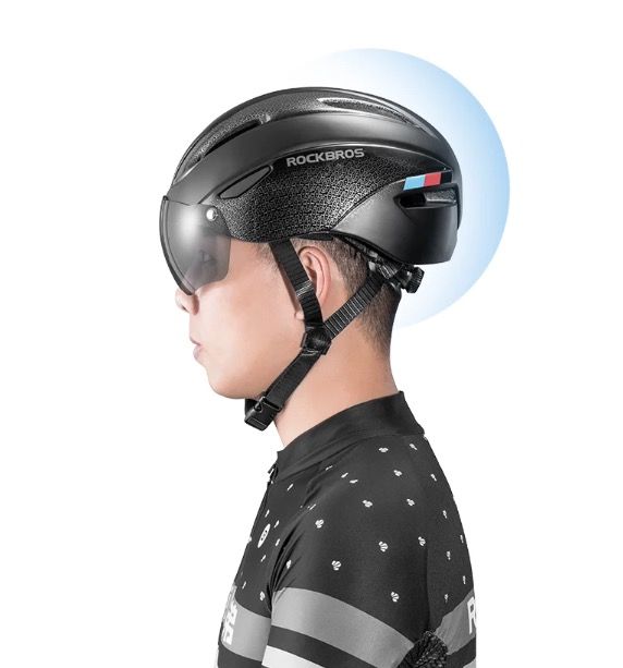 Casco de bicicleta ROCKBROS, diseño ultraligero con luz LED integrada, gafas magnéticas, cómodo y seguro.