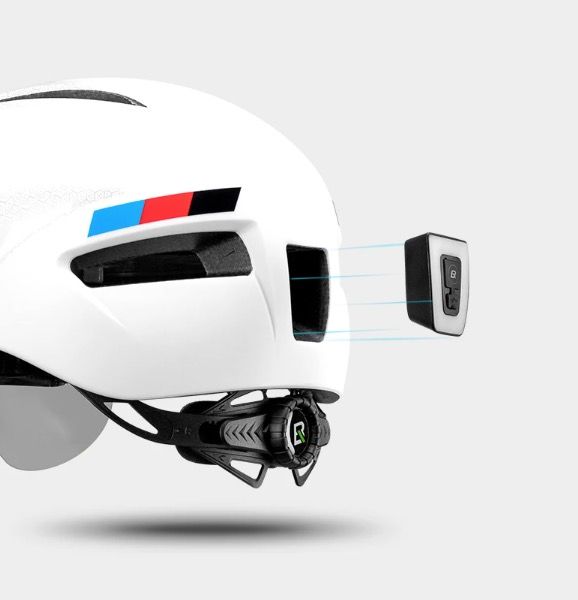 Casco de bicicleta ROCKBROS, diseño ultraligero con luz LED integrada, gafas magnéticas, cómodo y seguro.