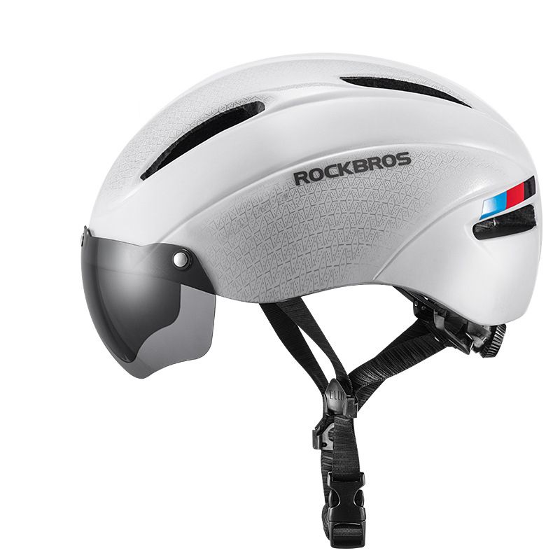 Casco de bicicleta ROCKBROS, diseño ultraligero con luz LED integrada, gafas magnéticas, cómodo y seguro.